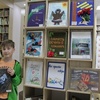 В Челябинской детской библиотеке работает выставка рукописных книг «Все краски Севера»